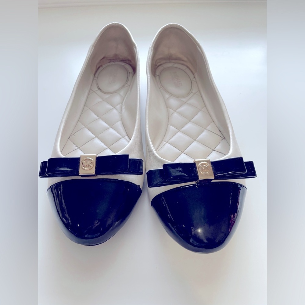 Michael Kors womens Sandals - size 7.5 - Picture 3 of 12